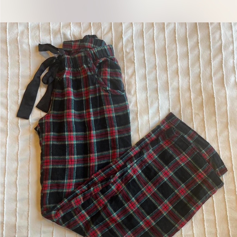 Forever 21 Red and Green Plaid Pants